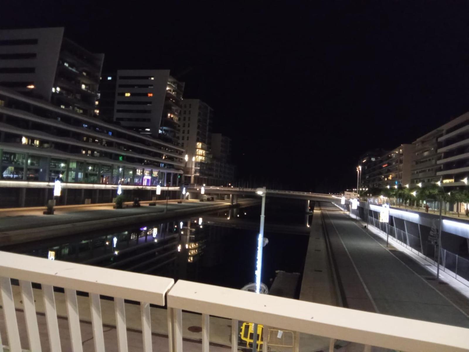 Ap4Us B1 - Apartment For Us - Sightseeing & Beach Near To Barcelona Badalona Esterno foto